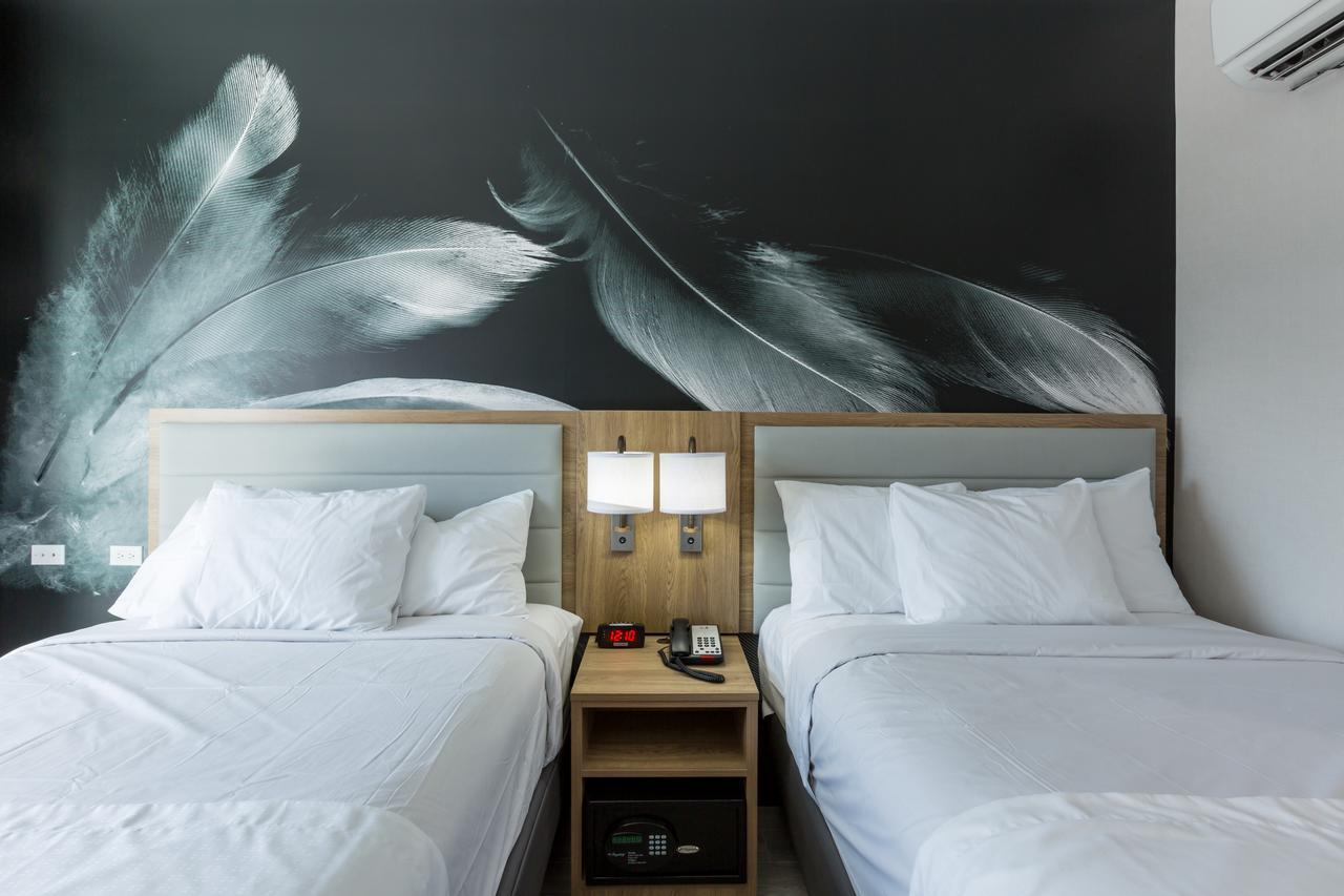 Hotel Ninety Five - Jfk Airport New York Exterior foto